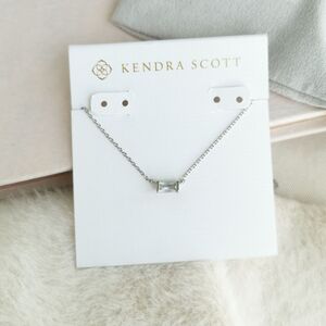 Kendra Scott Juliette White Crystal Pendant Necklace in Silver
